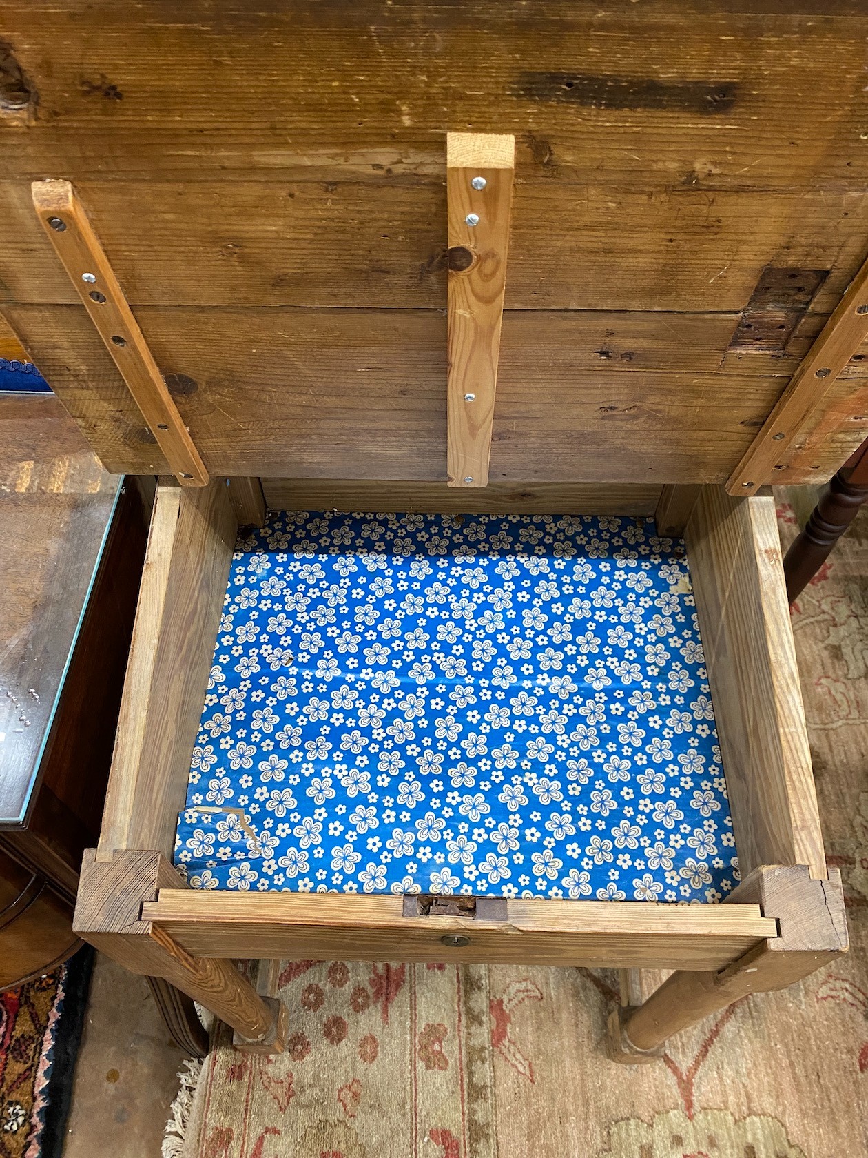 A Provincial pine drop flap clerk's desk, width 61cm, depth 59cm, height 86cm